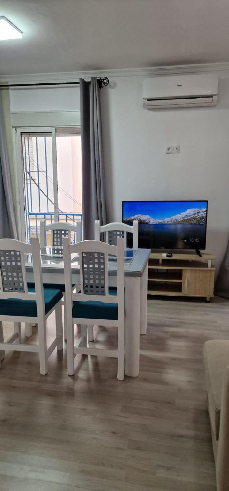 Apartamentos Ana'S Cozy Inns Торремолінос Екстер'єр фото